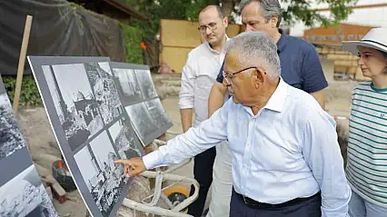 Camikebir'de tarihi miras gün yüzüne çıkıyor