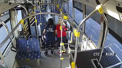 Duyarlı şoför, fenalaşan yolcuyu hastaneye yetiştirdi