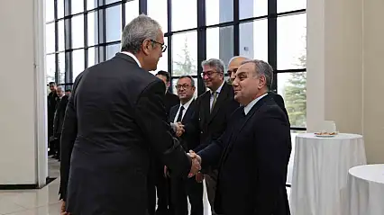 ERÜ'de bayramlaşma töreni düzenlendi