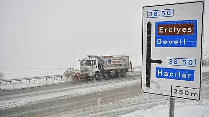 Kayseri'de 137 mahalle yolu kapalı
