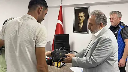 Kayseri'de mesire alanında unutulan 700 bin TL değerindeki ziynet eşyasını belediye ekipleri buldu