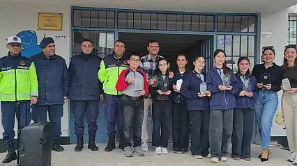 Kayseri'de Tertemiz Yarınlar'ın şampiyonu Tomarza Atatürk Ortaokulu oldu