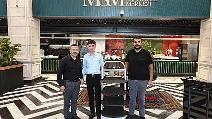 Kayseri'nin lezzetlerini sofralara robot taşıyor