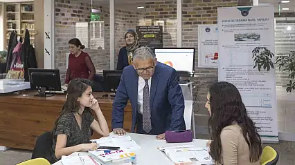 Kütüphaneler ilk 6 ayda 966 bin kişiye hizmet verdi