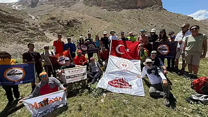 Mazaka Artıbir Dağcılık Kulübü'nden Kayseri'de örnek bir eğitim: Yaz dağcılık eğitimi başarıyla tamamlandı