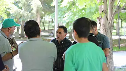 Vali Çiçek vatandaşlarla bir araya geldi
