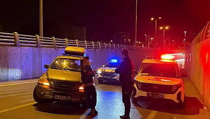 Yozgat'tan dedesinin aracını izinsiz alan engelli sürücü Kayseri'de kaza yaptı