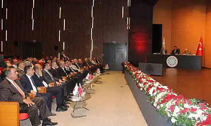 Başkan Gülsoy: 'Dünya ekonomisindeki bu devasa dalgalanmalar ülkemizi ve her bir sanayicimizi etkiliyor'
