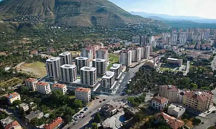 Başkan Yalçın'dan kentsel dönüşüm brifingi