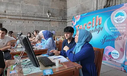 Kayseri Büyükşehir'in ücretsiz YKS tercih danışmanlığına yoğun ilgi: Gençlerden tam not