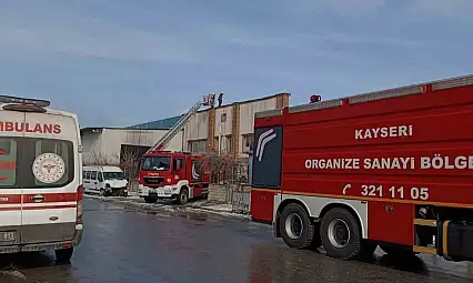 Kayseri'de korkutan fabrika yangını