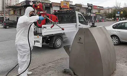 Melikgazi'de haşeresiz ve sivrisineksiz bir yaz için ilaçlama yapıldı