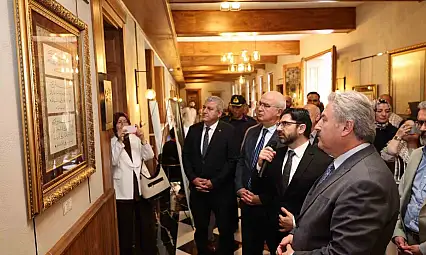 Sanatın merkezi 'Sanat Melikgazi' hat sergisine ev sahipliği yapıyor