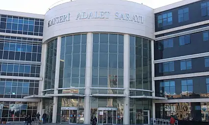 Tartıştığı komşusunu bıçaklayan sanığa 13 yıl hapis