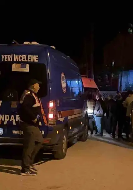 Camide 2 kişiyi bıçakla öldüren saldırganın asıl hedefi imammış