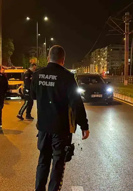 Kayseri'de motosiklet yolun karşısına geçmeye çalışan çocuğa çarptı: 2'si ağır, 3 yaralı