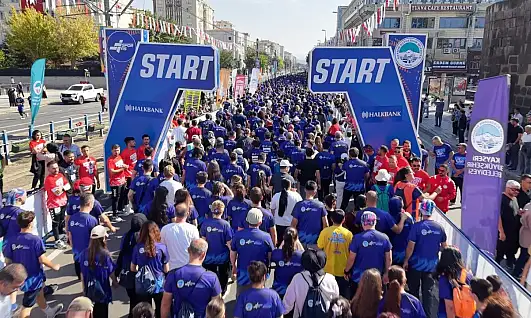 6. Uluslararası Kayseri Yarı Maratonu coşkuyla koşuldu