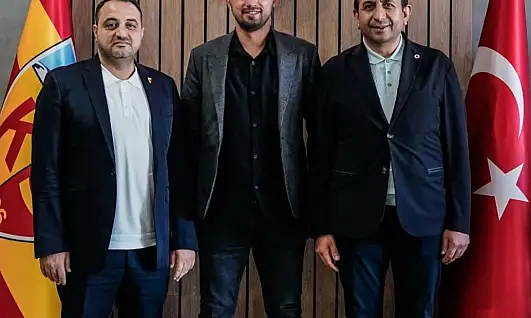 İlhan Parlak görevinden istifa etti