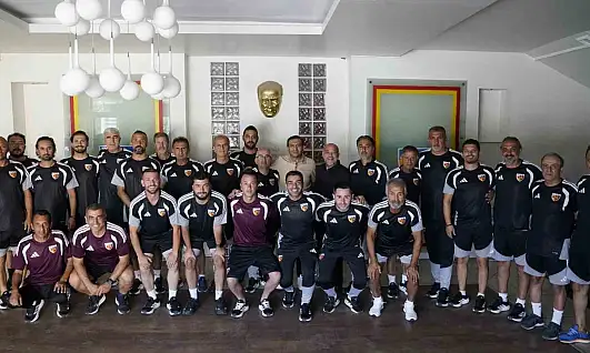 Kayserispor Akademi kolları sıvadı