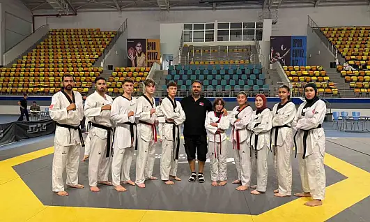 TaeKwonDo terfi sınavında YayTanSay'dan 10 sporcu başarılı oldu