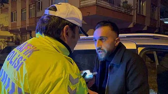 'Dur' ihtarına uymayan alkollü sürücünün rahatlığı pes dedirtti