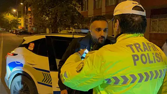'Dur' ihtarına uymayan alkollü sürücünün rahatlığı pes dedirtti
