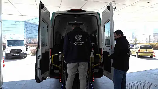 'Engelsiz Melikgazi' aracı Ramazan ayında da hizmete devam ediyor