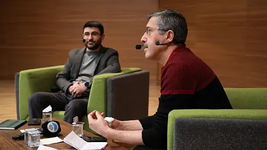 'Mektep Melikgazi'de ilk konferans gerçekleştirildi