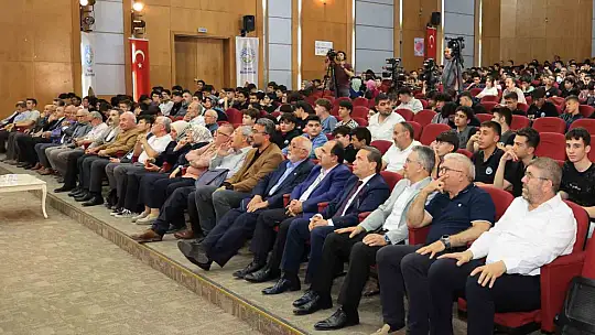 'Sakarya türküsü şiirim, Kayserilidir'