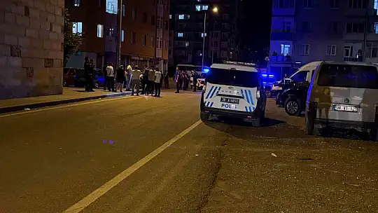 'Torpil patlatma' kavgasında sopa ve satır kullanıldı: 3 yaralı