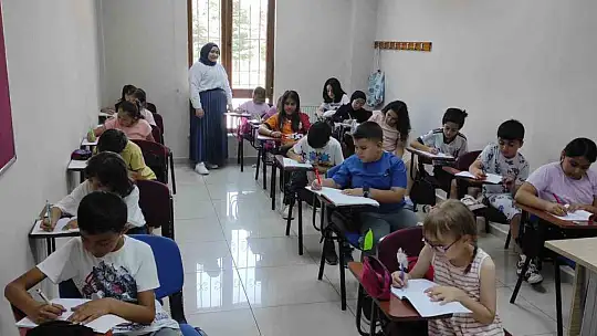 10 bin çocuk Melikgazi'nin yaz kurslarında tatilini dolu dolu geçirdi