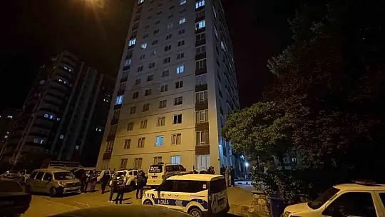 12 yaşındaki çocuk üvey babasını bıçakladı