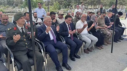 15 Temmuz şehidi Kübra Doğanay, kabri başında anıldı