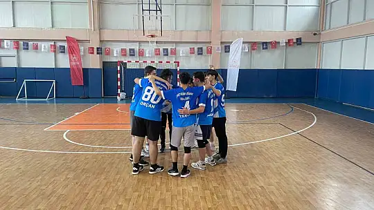 2. Küme Voleybol Müsabakaları tamamlandı