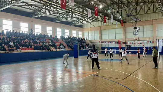 2. Küme Voleybol Müsabakaları tamamlandı