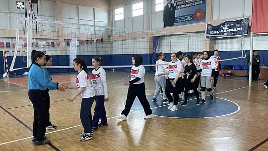 2. Küme Voleybol Müsabakaları tamamlandı