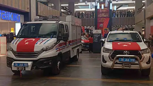 30 Ağustos'da Jandarma tanıtıldı
