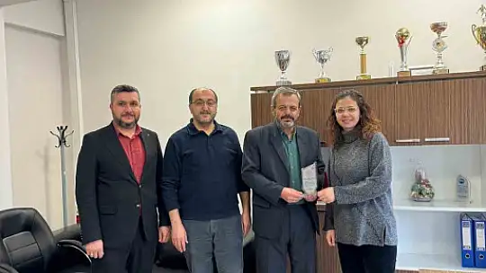 40 yıllık hizmete anlamlı veda