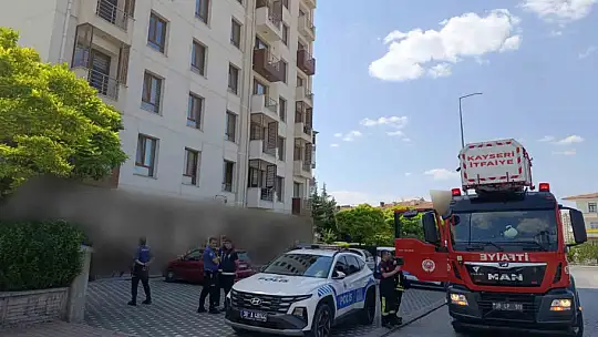 5'inci kattan düşen çocuk ağır yaralandı