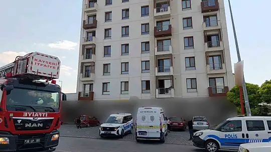 5'inci kattan düşen çocuk ağır yaralandı