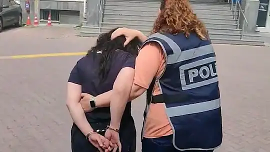 55 yıl kesinleşmiş cezası bulunan kadın merdiven boşluğunda yakalandı
