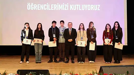 57. TÜBİTAK Lise Öğrencileri Araştırma Projeleri Yarışması'nda  ödüller sahiplerini buldu