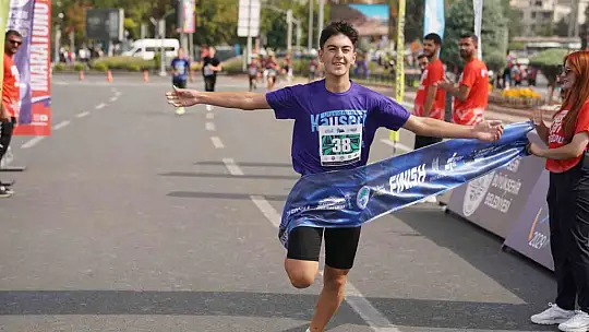 6. Uluslararası Kayseri Yarı Maratonu'na saatler kaldı