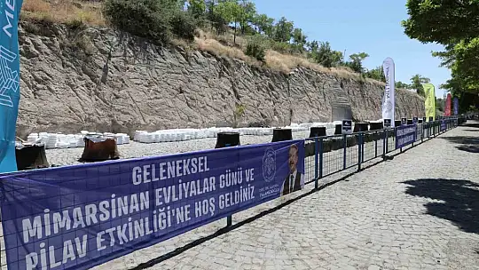 648. Mimar Sinan'ı Anma ve Evliyalar Günü Pilav Etkinliği gönülleri bir araya getirdi