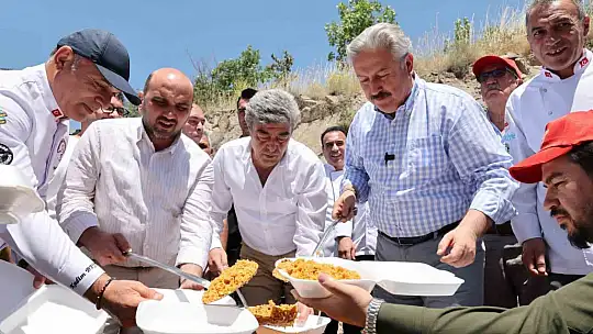 648. Mimar Sinan'ı Anma ve Evliyalar Günü Pilav Etkinliği gönülleri bir araya getirdi