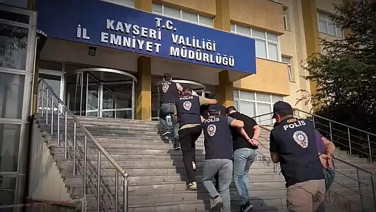 7 dolandırıcı yakalandı