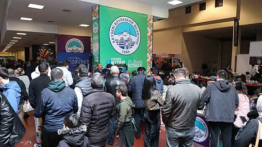 8. Kayseri Kitap Fuarı'nda KAYMEK standına yoğun ilgi