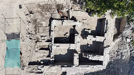 9 asırlık medrese gün yüzüne çıkıyor