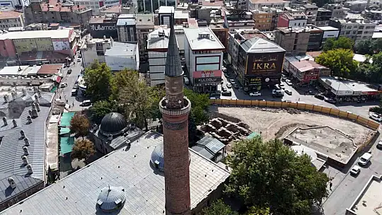 9 asırlık medrese gün yüzüne çıkıyor