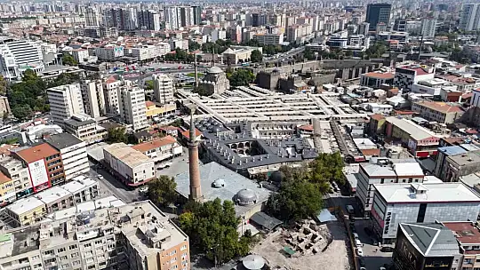 9 asırlık medrese gün yüzüne çıkıyor